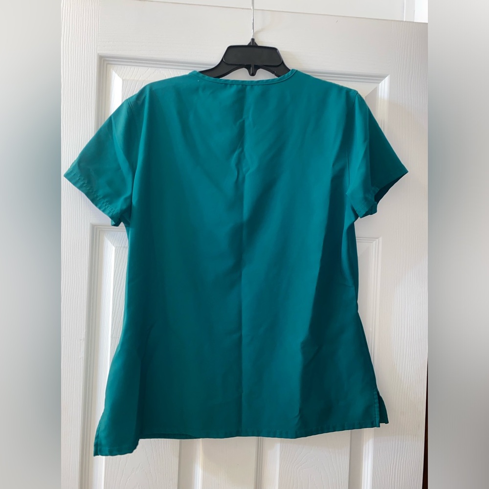 Women’s Medium Med Couture Hunter Green Scrub Top